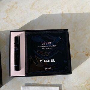 NWT CHANEL le Lift Flash Eye Revitalizer Patches, 10-Pack with Flash Eye Serum